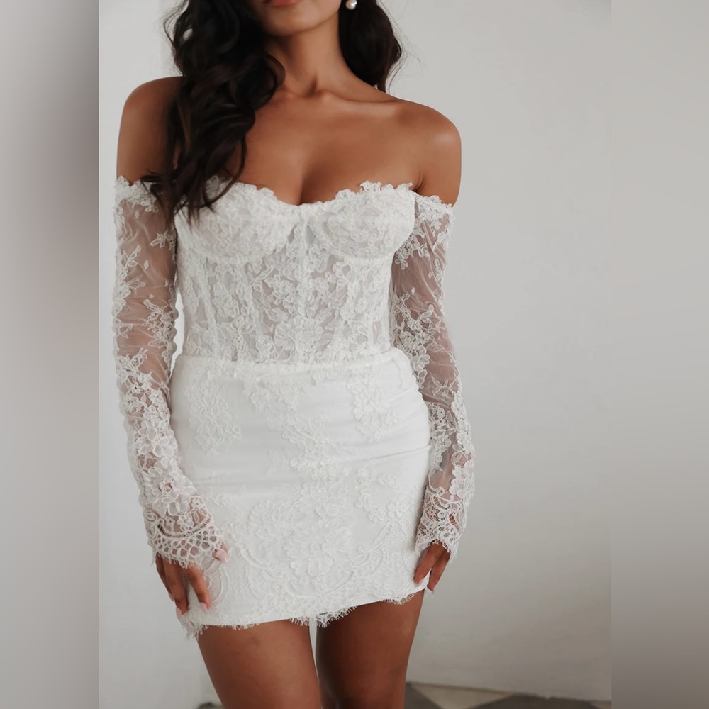 Untamed Petals “Madeline” Mini Dress – NWT • Flirty + Feminine